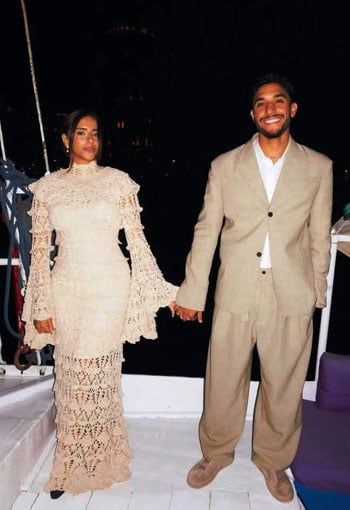 عمر مرموش وخطيبته (2) عمر مرموش وخطيبته (2)