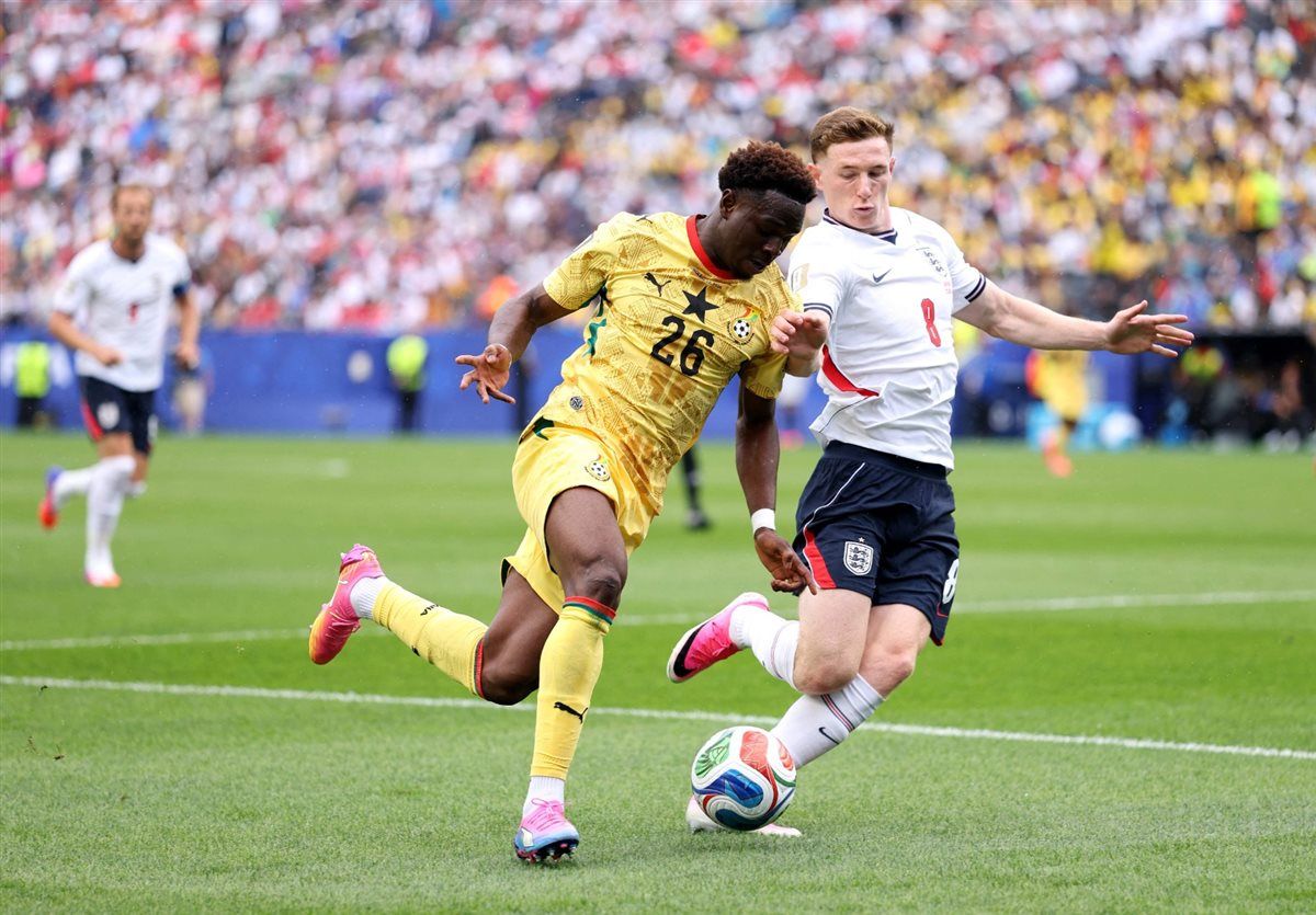 b2990529d6.jpg