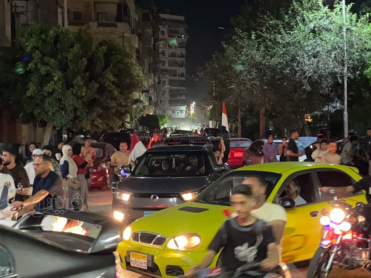 استمرار الاحتفالات ببورفؤاد لفوز المنتخب المصري على نظيره الاسترالي 