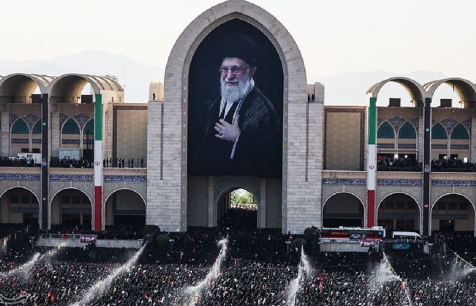 جنازة المرشد الإيراني السابق، فيتو