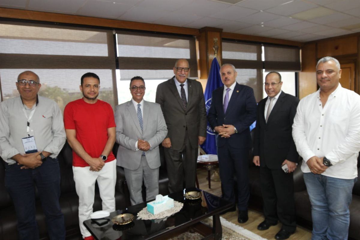 fbeff56560.jpg