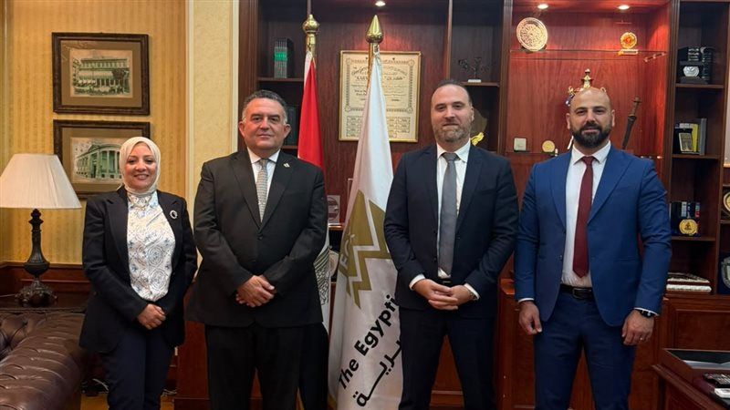 رئيس البورصة يستقبل