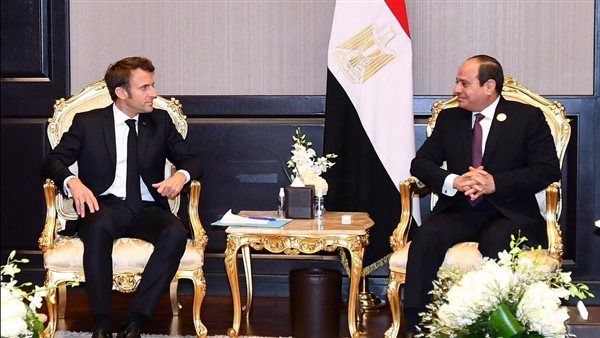 السيسي وماكرون يؤكدان ضرورة تسوية النزاعات سلميا حفاظًا على السلم والاستقرار الإقليمي