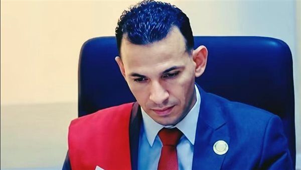"مصطفى بيه"، موظفو محكمة شمال القاهرة يروون كواليس تمثيل دور "الحاشية" حول منتحل صفة قاضٍ