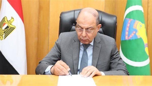 شندي يوجه دعوة "سرية" لمحافظ المنيا: 48 ساعة لمعايشة واقع قرية برطباط المرير