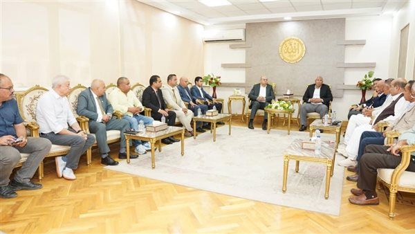 وزير الطيران: تنشيط الحركة الجوية إلى مطار مرسى مطروح يدعم جهود التنمية السياحية