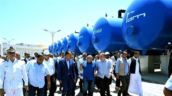 بطاقة 125 ألف متر مكعب يوميًا، مدبولي يتفقد مجمع محطات تحلية مياه البحر بالرميلة