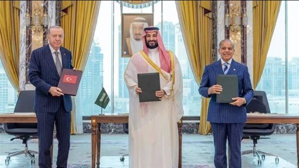 الباب مفتوح، الخارجية الباكستانية تصدر بيانًا جديدًا حول "اتفاقية مكة للدفاع المشترك"