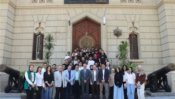 هندسة عين شمس تستقبل أوائل الثانوية العامة وتعلن عن منح دراسية كاملة