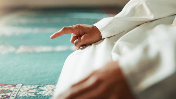أتوضأ ثم أنسى الصلاة، أمين الفتوى يوضح الحكم الشرعي وما يجب فعله (فيديو)