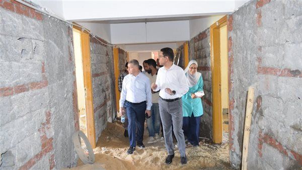 رئيس جامعة بنها يطالب بسرعة انتهاء صيانة المدن الجامعية لاستقبال الطلاب قبل العام الجديد