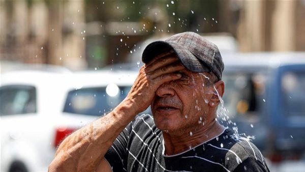 الأرصاد تحذر من ثالث موجة حارة في صيف 2026.. الحرارة المحسوسة تتجاوز 43 درجة.. وشبورة كثيفة وأمواج تصل إلى مترين