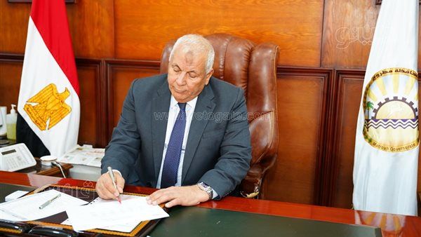 محافظ مطروح يعتمد تنسيق القبول المرحلة الثانية بالثانوي العام للعام الدراسي الجديد