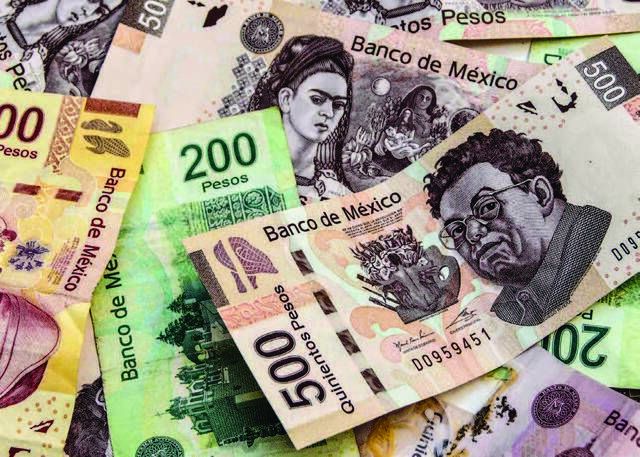 أسعار النفط تضغط على عملات الأسواق الناشئة وترفع مخاوف التضخم