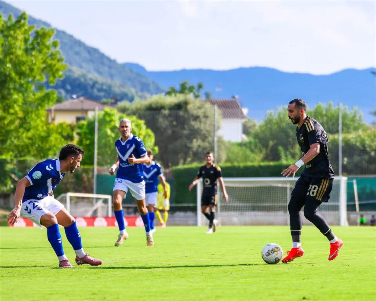 9840841726.jpg