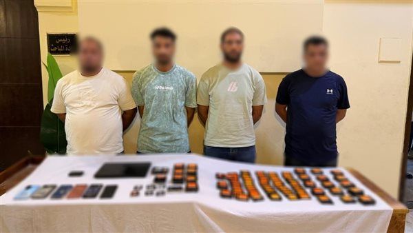 ضبط 4 أشخاص بتهمة بيع 397 خط محمول مجهول المصدر بالبحيرة