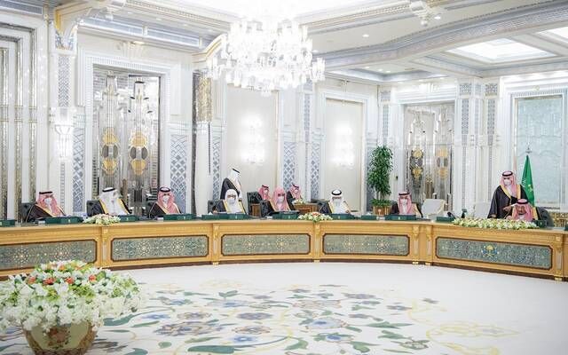 مجلس الوزراء يشيد بالأداء المالي لصندوق الاستثمارات العامة ومساهمته بالاقتصاد