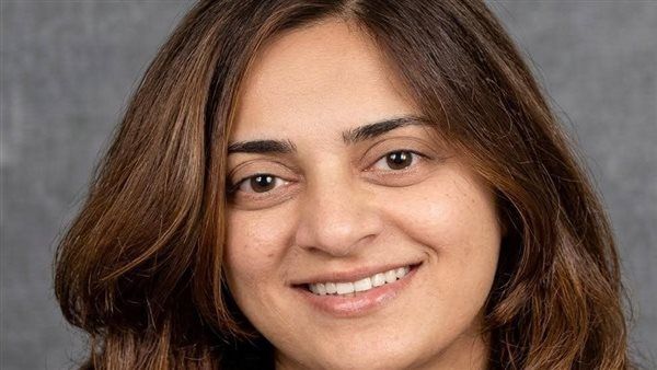 يسرا تنعى ابنة نجلاء فتحي: "مش قادرة أوصف وجعي"