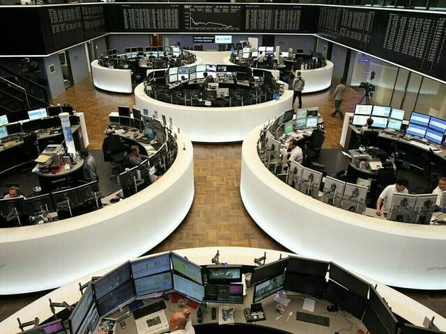 تراجع الأسهم الأوروبية مع ارتفاع النفط