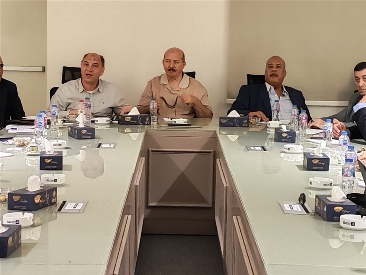 اجتماع ممثلي مصانع الدرفلة وقطاعَي الصناعات الهندسية والمعدنية، فيتو