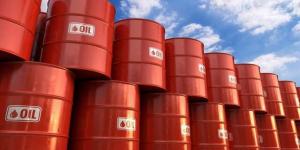 الأسواق
      النفطية
      ترتد
      صعوداً
      بدعم
      قرار
      "أوبك+"
      الإبقاء
      على
      زيادة
      محدودة
      للإنتاج