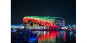 بالفيديو.. ألوان علم الكويت تتلألأ على معالم الإمارات