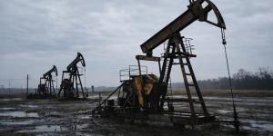 تراجع حاد لأسعار النفط مع فتح مضيق هرمز عقب الهدنة