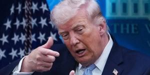 ترامب يبشر بسلام وشيك مع إيران ويحذر: «إما الاتفاق أو الألم الشديد»