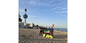 فريق الغوص نفّذ حملة بيئية لتنظيف ساحل الأبراج