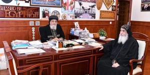 البابا تواضروس يتلقى تقريرا عن دير الأنبا بولا البحر الأحمر
