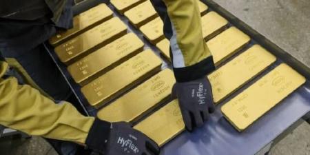 استقرار
      الذهب
      بعد
      الإعلان
      عن
      رسوم
      جمركية
      أمريكية
      جديدة