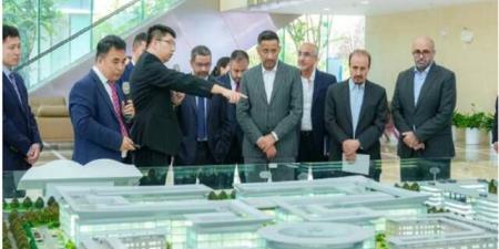 الخريف
      يبحث
      تعزيز
      التعاون
      بمجال
      الابتكار
      الصناعي
      مع
      مجموعة
      zgc
      الصينية