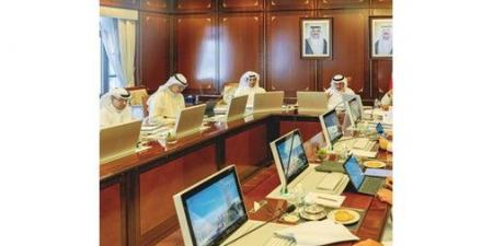 وزير
العدل:
«القانونية
الوزارية»
بحثت
عدداً
من
الاتفاقيات
الدولية
لتعزيز
العلاقات
الثنائية
