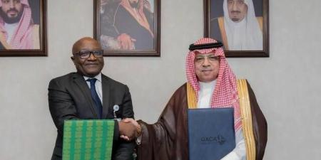 المملكة
      توقع
      مذكرة
      تفاهم
      مع
      اللجنة
      الأفريقية
      للطيران
      المدني
      لتعزيز
      التعاون
      الفني