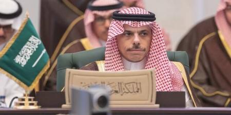 وزير
      الخارجية
      يصل
      باريس
      للمشاركة
      في
      اجتماع
      بشأن
      الخطة
      الأمريكية
      لغزة