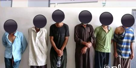 حضرموت..
المحكمة
الجزائية
تحكم
بإعدام
ستة
إيرانيين
أدينوا
بتهريب
المخدرات
إلى
اليمن