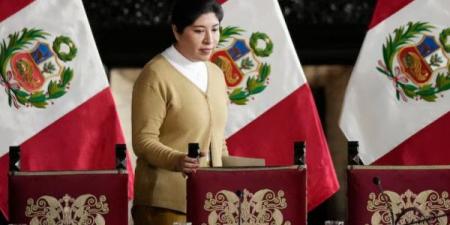 البيرو تقطع علاقاتها مع المكسيك بسبب منح اللجوء لرئيسة وزراء سابقة