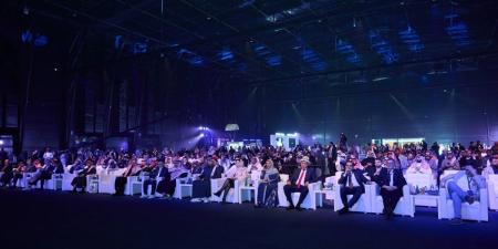 علامة HONOR  تكشف عن هاتف  MAGIC8 PRO في السعودية خلال حفل إطلاق استثنائي في "ذا أرينا"