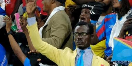 حكاية "المُشجِّع التمثال" في مدرجات الكونغو الديمقراطية بأمم إفريقيا