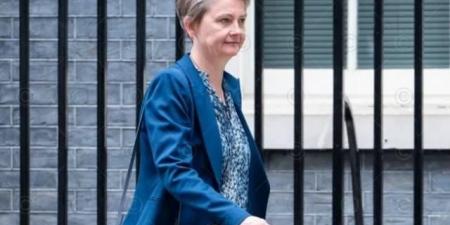 بريطانيا: تهور إيران بإغلاق هرمز يضرب الاقتصاد العالمي