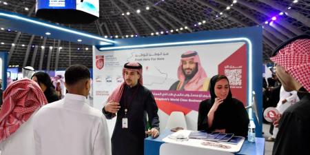 كلية الأمير محمد بن سلمان تستعرض مسارات التطوير المهني في الملتقى المهني