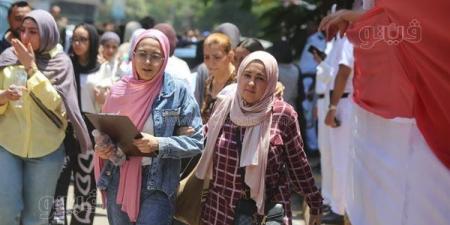 طلاب الثانوي بالدقهلية يؤدون اليوم "اللغة الأجنبية الثانية" للنظام القديم و"عربي" للمكفوفين