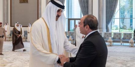 السيسي يعزى أمير قطر في وفاة الشيخ حمد بن خليفة آل ثاني (صور)