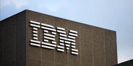 أسهم IBM تهبط 23% بعد نتائج مخيبة بسبب ضعف البرمجيات