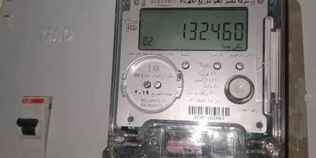 الكهرباء تحدد نماذج التصالح المعتمدة لتحويل العدادات الكودية للعمل بنظام الشرائح
