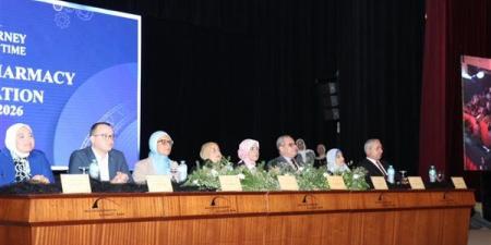صيدلة الإسكندرية تحتفل بتخريج الدفعة الثانية من برنامج PharmD-Clinical Pharmacy