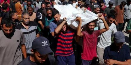 شهيد ومصابون في غارة إسرائيلية على مدينة دير البلح وسط غزة