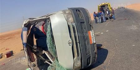 إصابة 6 أشخاص إثر انقلاب سيارة أعلى طريق الإسكندرية الصحراوي