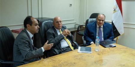 هيئة الدواء تبحث استحداث تخصص "إدارة العلاج الدوائي" ضمن برامج البورد المصري للصيدلة
