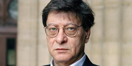 في ذكرى رحيله، محمود درويش ضمير فلسطين الذي حمل الوطن في قصائده